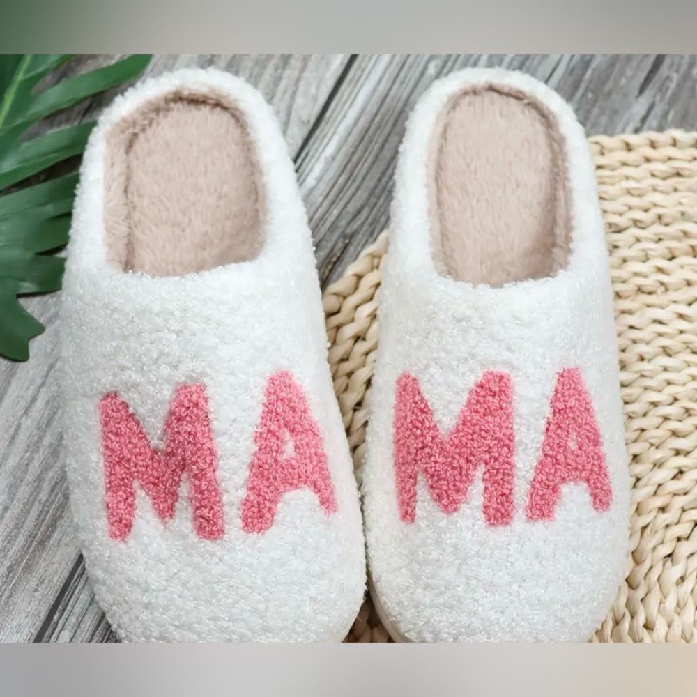 MAMA Cozy Slippers